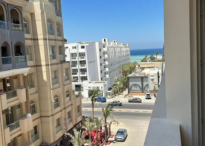 Downtown Keys Apartmanhotel Gurdaka